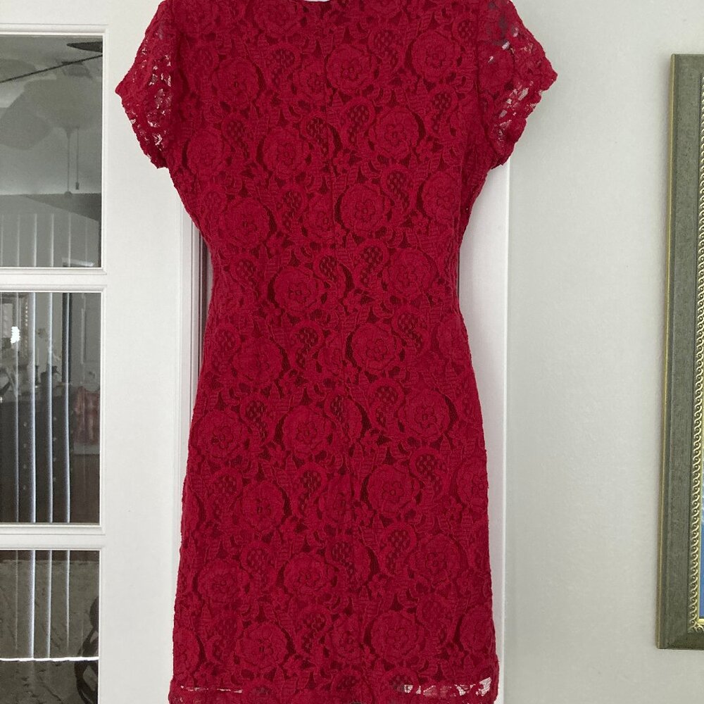 Miss Chievous Red Short Sleeve Crochet Dress Medium - Picture 7 of 15